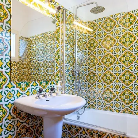 Sal E Tal By Lovelystay *