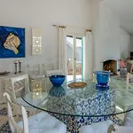 Sal E Tal By Lovelystay Apartment