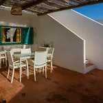 Sal E Tal By Lovelystay Apartment