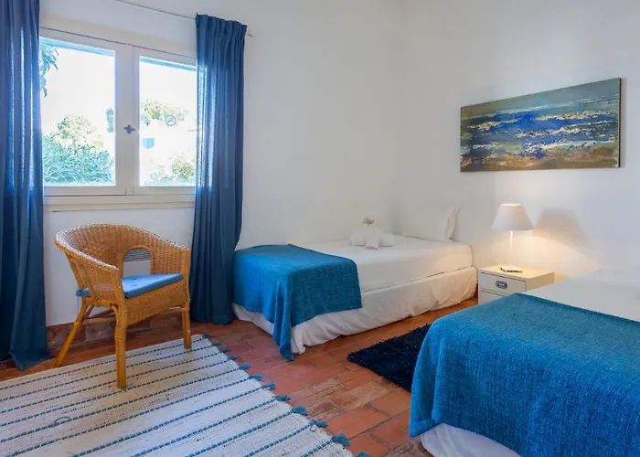 Sal E Tal By Lovelystay Lägenhet Alvor